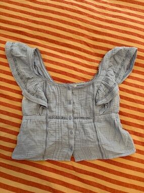 Women’s Light Blue Ruffle Sleeve Button-Front Top